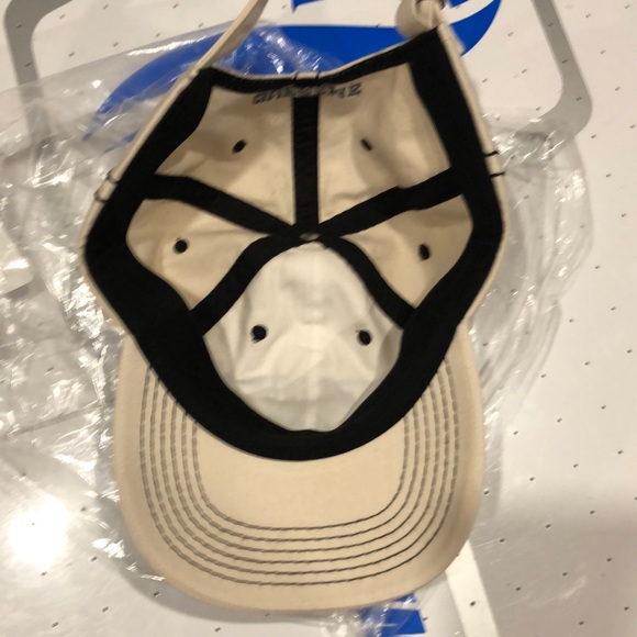 Supreme hat brand new REAL SUPREME